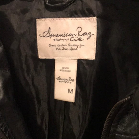 Leather jacket - Picture 2 of 2